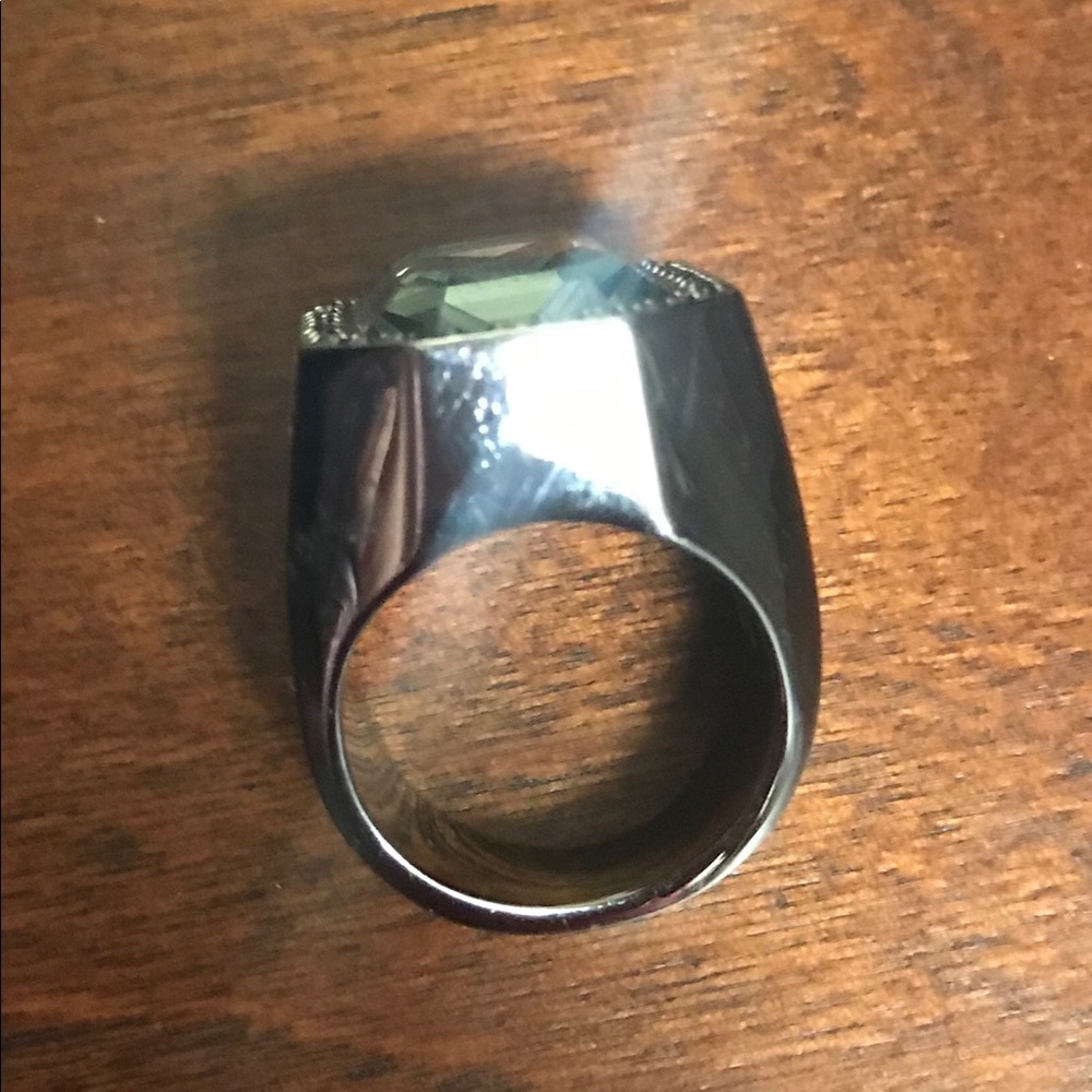 Sworovski Crystal Ring